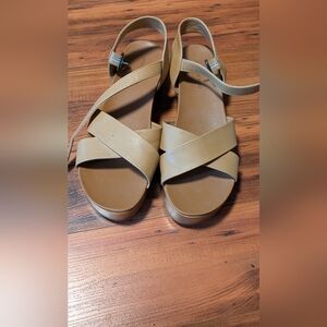 American Eagle Women's Tan Sandals